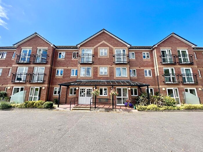 1 Bedroom Flat For Sale In Hardys Court, Dorchester Road, Lodmoor, Weymouth, Dorset, DT4
