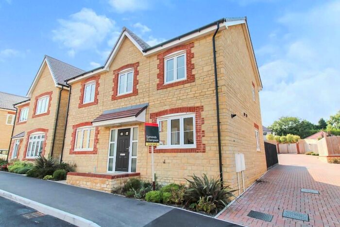 4 Bedroom Detached House For Sale In Crackmore Drive, Milborne Port, Sherborne, DT9