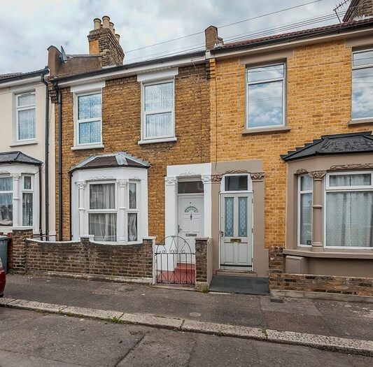 3 Bedroom Terraced House To Rent In Monega Road, Forest Gate, London E7