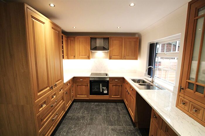 2 Bedroom Property To Rent In Sheriff Highway, Hedon, HU12
