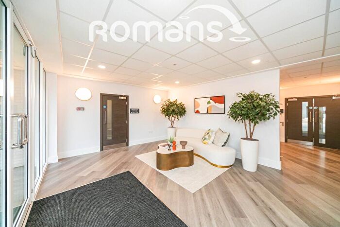 1 Bedroom Flat To Rent In Fairhaven Drive, Reading, RG2