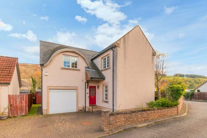 4 Bedroom Detached House For Sale In Green Lane, Cardrona, EH45