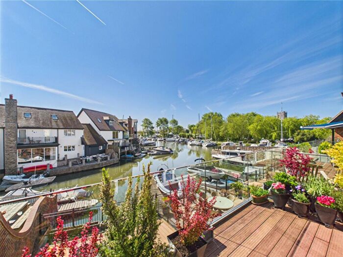 4 Bedroom House For Sale In Rossiters Quay, Bridge Street, Christchurch, Dorset, BH23