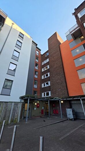 1 Bedroom Flat For Sale In Weatherley Close, London, E3
