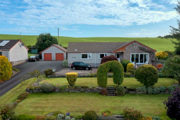 4 Bedroom Bungalow For Sale In Rowallan, Waterloo, Bankfoot, Perth, PH1