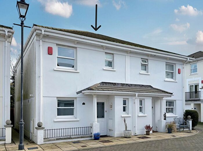 3 Bedroom Semi-Detached House For Sale In Manor Court, Seaton, Devon, EX12