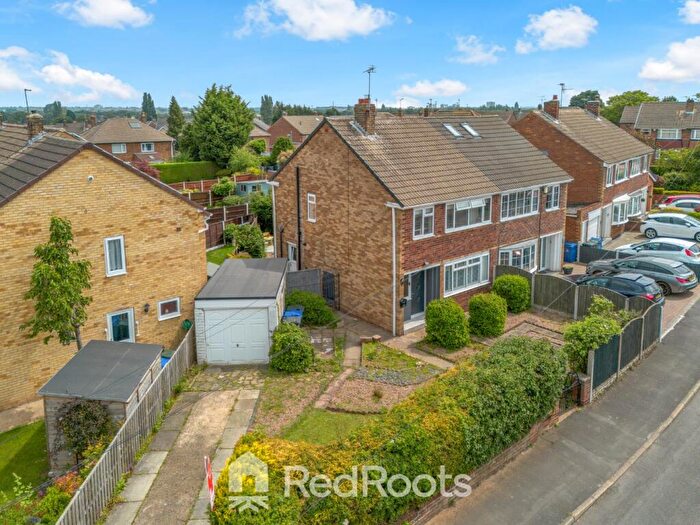 3 Bedroom Semi-Detached House For Sale In Kirkstall Close, Doncaster, South Yorkshire, DN5