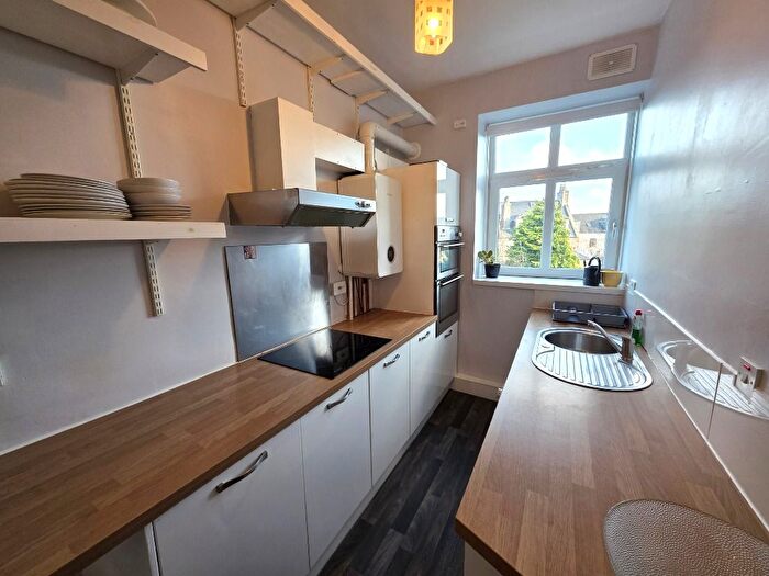 3 Bedroom Flat To Rent In Holburn Street, Holburn, Aberdeen, AB10