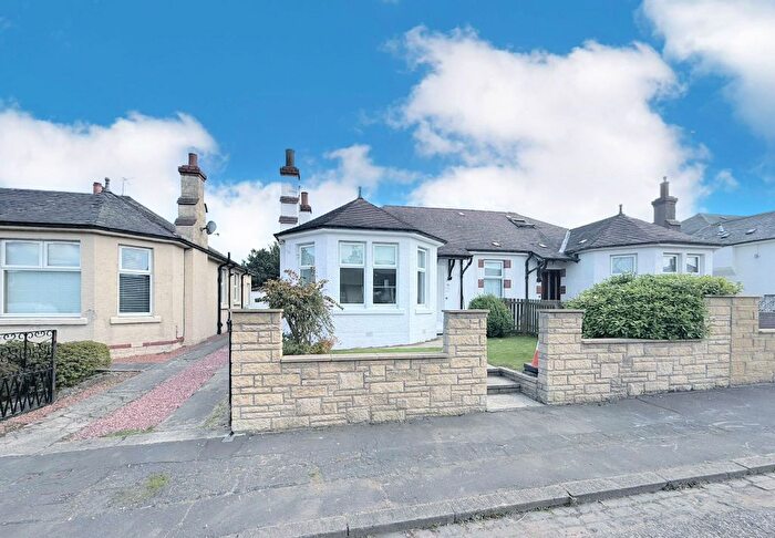 2 Bedroom Semi-detached House For Sale In Wolfe Road, Falkirk, FK1