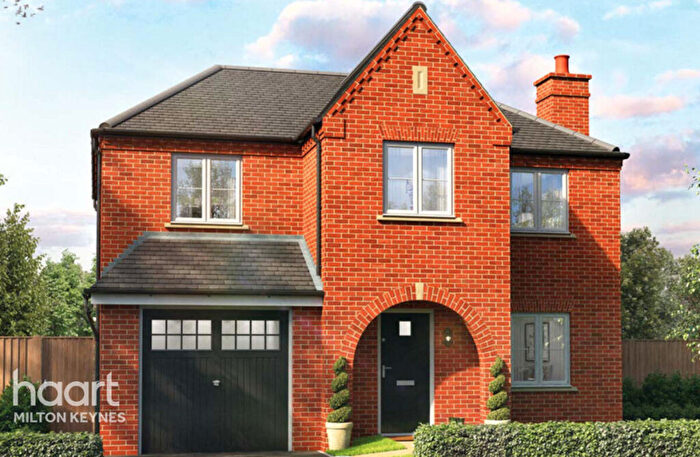 4 Bedroom Detached House For Sale In Hunsbury Grange, Northampton, NN5