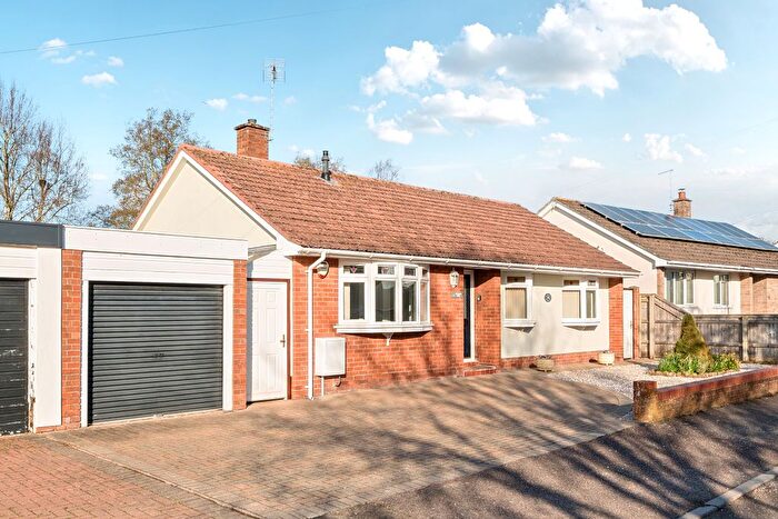 3 Bedroom Detached Bungalow For Sale In Richmond Park, Bishops Hull, TA1