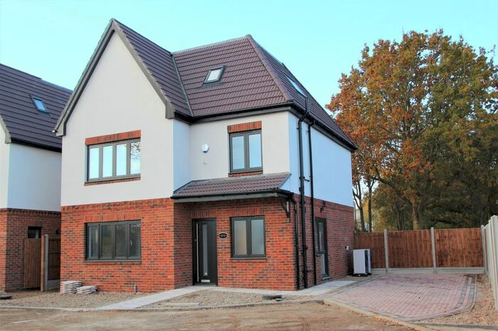 5 Bedroom Detached House For Sale In Haynes Green Cottages, Haynes Green Road, Layer Marney, Colchester CO5