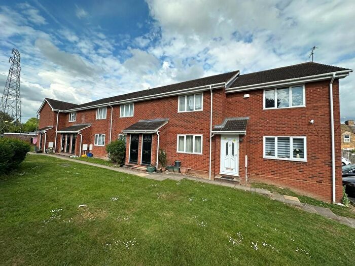 1 Bedroom Maisonette To Rent In Whitehaven, Slough, SL1