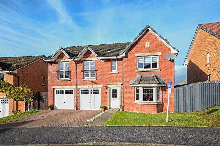 5 Bedroom Detached House For Sale In Barberry Crescent, Cumbernauld, G68
