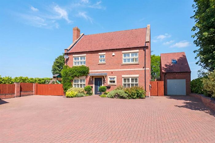 4 Bedroom Detached House For Sale In Manor View Close, Worthington, LE65