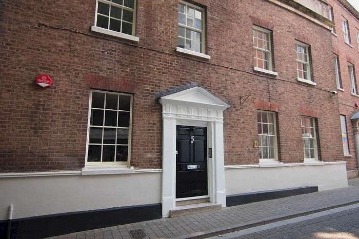 1 Bedroom Flat To Rent In Berkeley Street, Gloucester, Gloucester, GL1