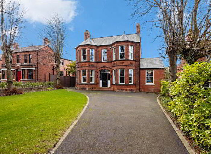 4 Bedroom Detached House For Sale In Cyprus Avenue, Belfast, BT5