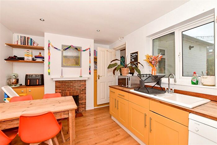 3 Bedroom Terraced House For Sale In Park View Terrace, Tenterden, Kent, TN30