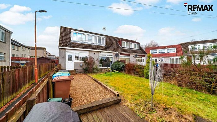 2 Bedroom Semi-Detached House For Sale In Forrest Walk, Uphall, EH52