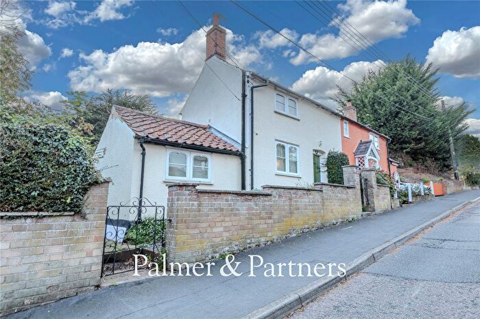 1 Bedroom Semi-detached House For Sale In Mill Road, Saxmundham, Suffolk, IP17