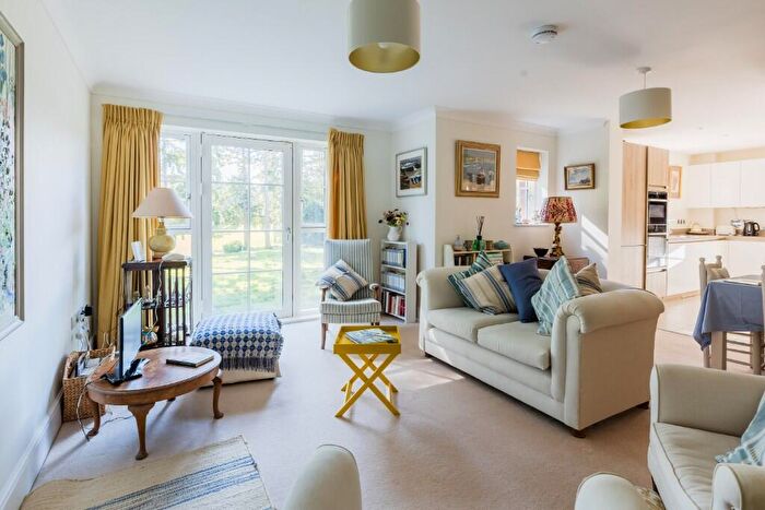 2 Bedroom Retirement Property For Sale In Templeton Road, RG17