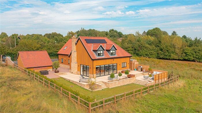 4 Bedroom Detached House For Sale In Bourn Road, Caxton, Cambridge, Cambridgeshire, CB23