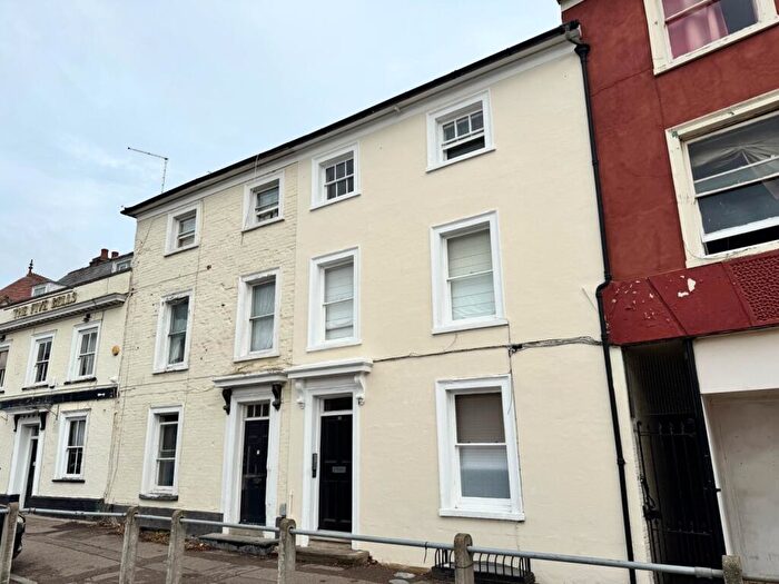 1 Bedroom Apartment To Rent In St. Marys Square, Newmarket, Suffolk, CB8
