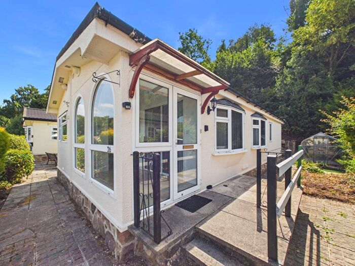 2 Bedroom Park Home For Sale In Cupola Park, Whatstandwell, DE4