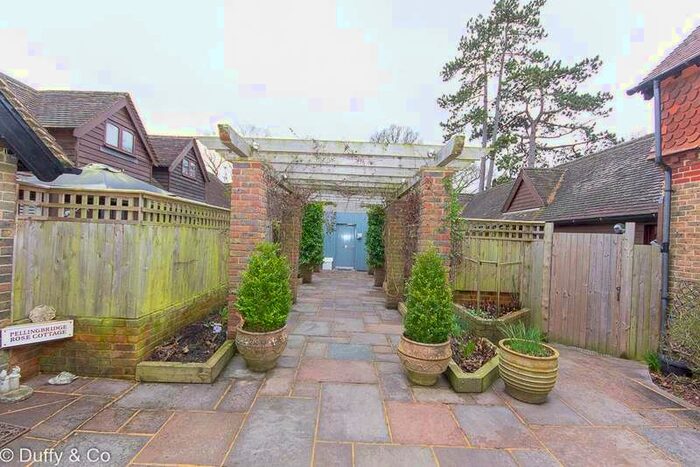 2 Bedroom Cottage To Rent In Coach House Studio, Pellingbridge Farm, Scaynes Hill, RH17