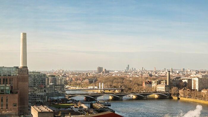 Studio To Rent In Nine Elms Lane, London, SW11