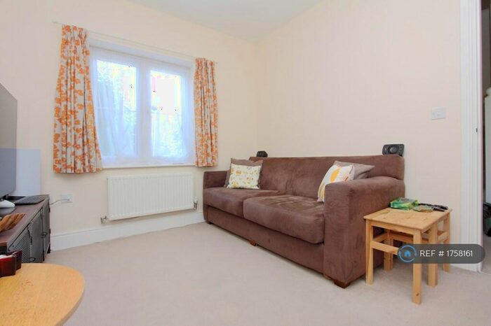 3 Bedroom Terraced House To Rent In Quicksilver Way, Andover, SP11