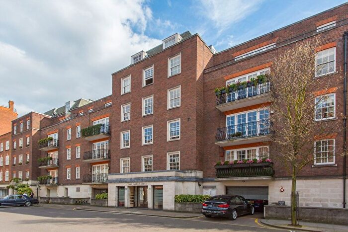 2 Bedroom Flat To Rent In Reeves Mews, Mayfair, W1K