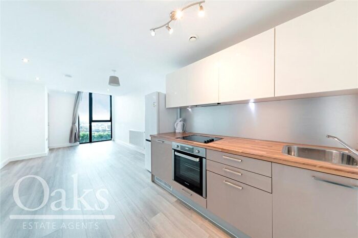 1 Bedroom Apartment To Rent In Mason's Avenue, Croydon, CR0