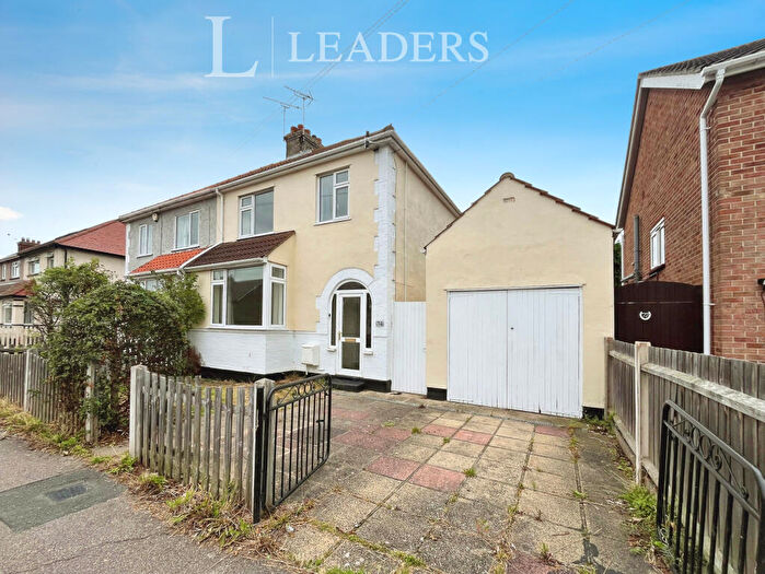 4 Bedroom Semi-Detached House To Rent In Melbourne Road, Close To Schools, CO15