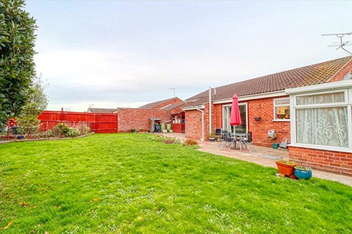 3 Bedroom Bungalow For Sale In Clays Road, Walton On The Naze, CO14