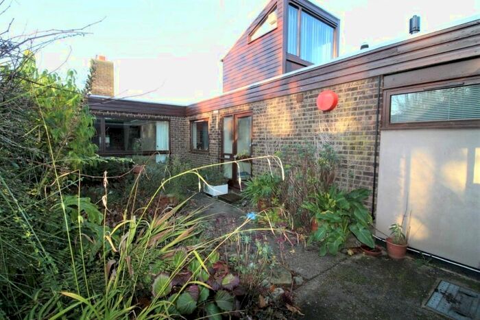 3 Bedroom Bungalow To Rent In Main Road, Woolverstone, Ipswich, IP9