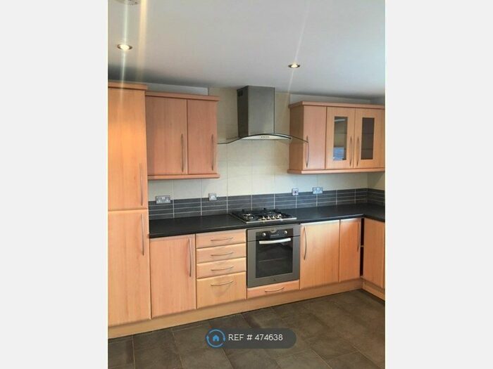 2 Bedroom Flat To Rent In Walter Road, Swansea, SA1