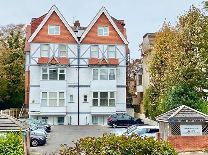2 Bedroom Flat To Rent In Fernwood Court, Bournemouth, BH1