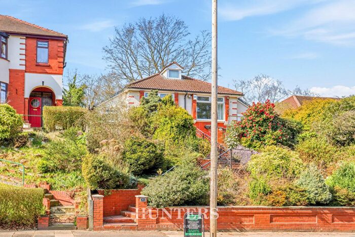 3 Bedroom Detached Bungalow For Sale In Manchester New Road, Alkrington, Manchester, M24