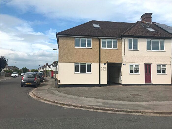 Apartment To Rent In Kelburne Road, Oxford, Oxfordshire, OX4