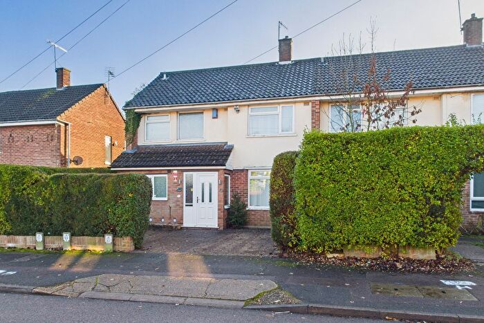 3 Bedroom End Terrace House For Sale In Vauxhall Road, Hemel Hempstead, HP2