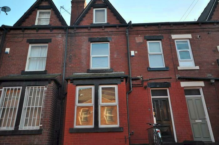 3 Bedroom Terraced House To Rent In Pearson Grove, Hyde Park, Leeds, LS6