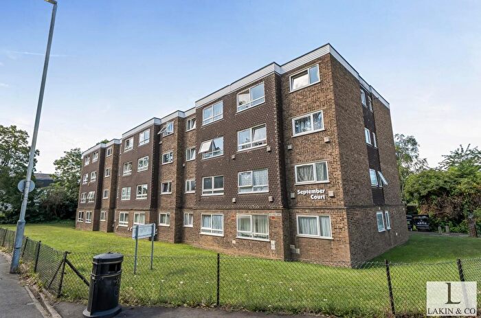 2 Bedroom Flat To Rent In Hillingdon Road, Uxbridge, UB10