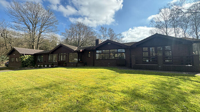 3 Bedroom Detached House For Sale In Billy Lane, Birmingham, Barnt Green, B45