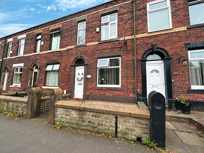 2 Bedroom Terraced House To Rent In Rochdale Road, Royton, OL2