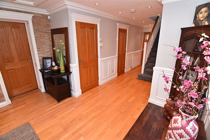 4 Bedroom Detached House For Sale In Chester Road, Castle Bromwich, Birmingham, B36