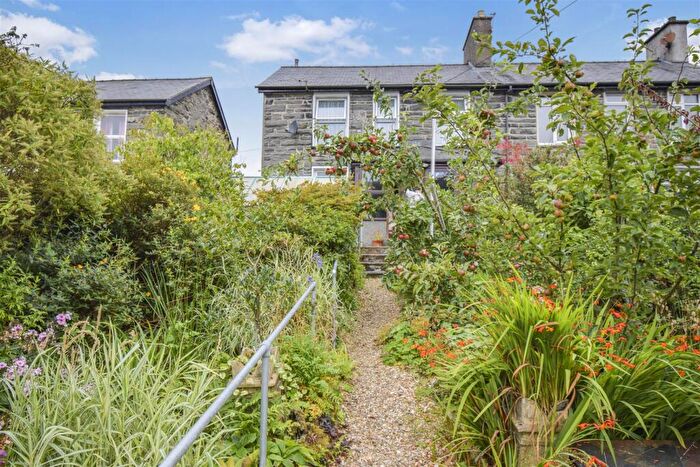 3 Bedroom House For Sale In Bowydd Road, Blaenau Ffestiniog, LL41