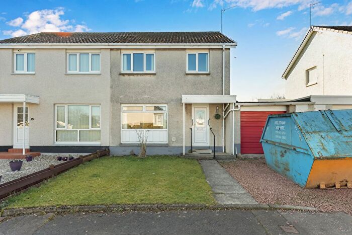 3 Bedroom Semi-Detached House For Sale In Parsonspool, Bonnyrigg, EH19