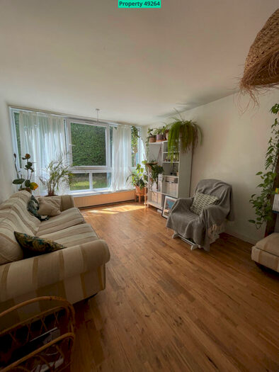 2 Bedroom Ground Flat To Rent In Flat, Innes Lodge, Inglemere Road, London, SE23