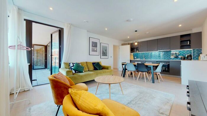 3 Bedroom Flat To Rent In Hackney Road, E2